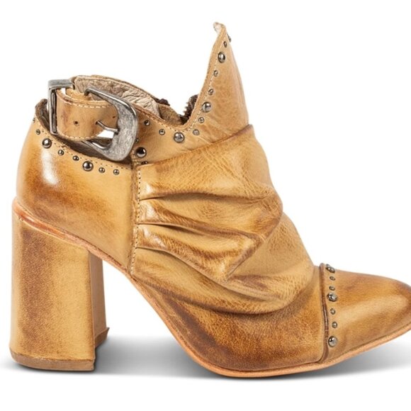 Freebird by Steven Tan Ankle Boots - Picture 3 of 3